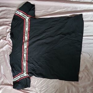 Tommy Hilfiger t shirt